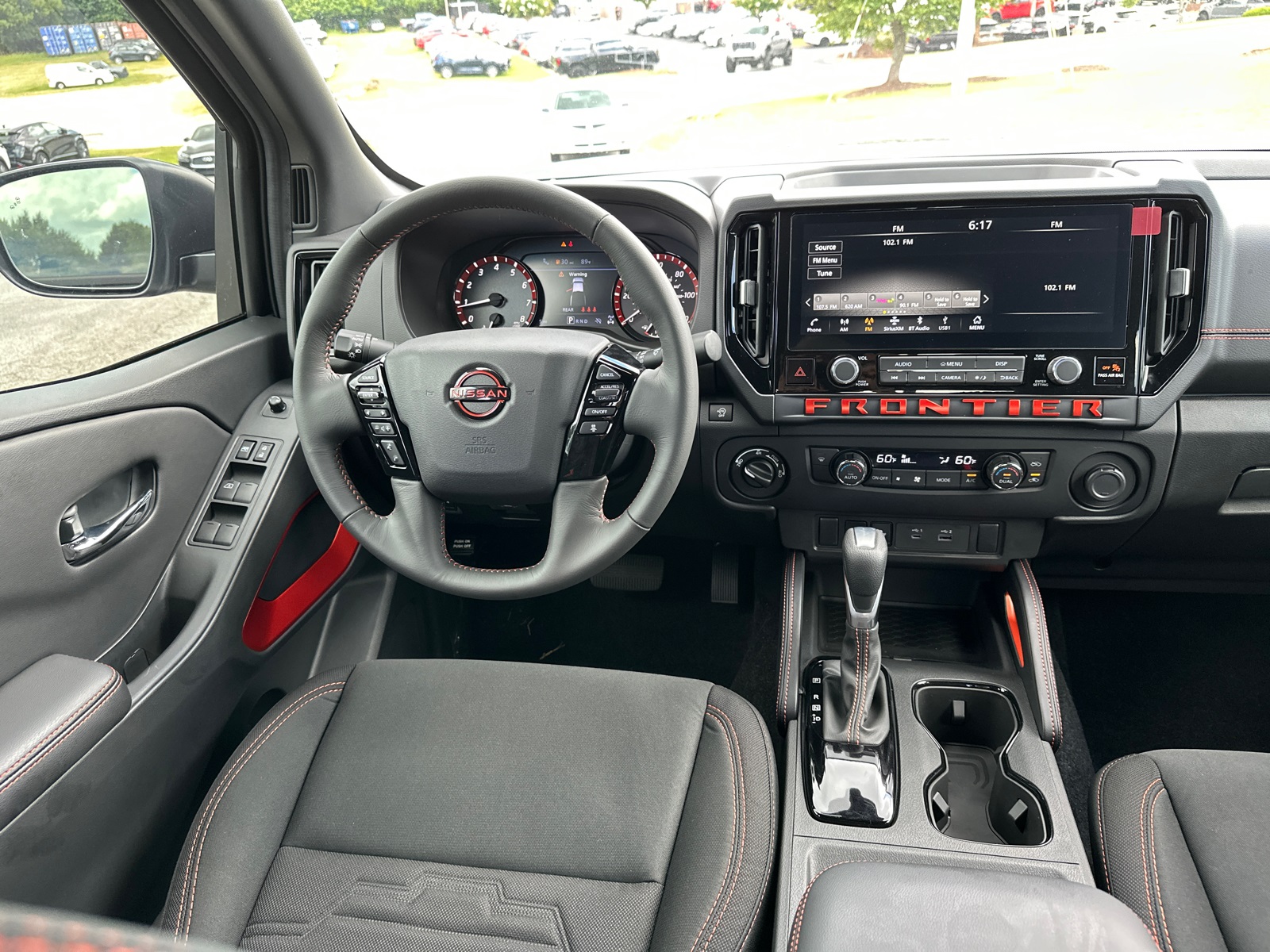 2025 Nissan Frontier PRO-4X photo 22