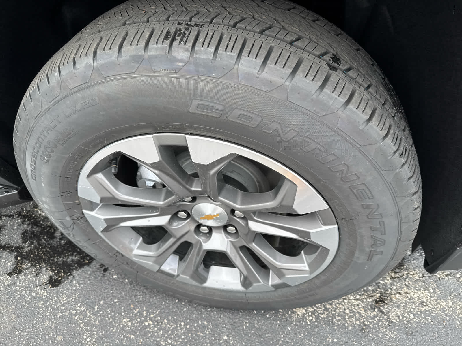 2025 Chevrolet Tahoe LT photo 14
