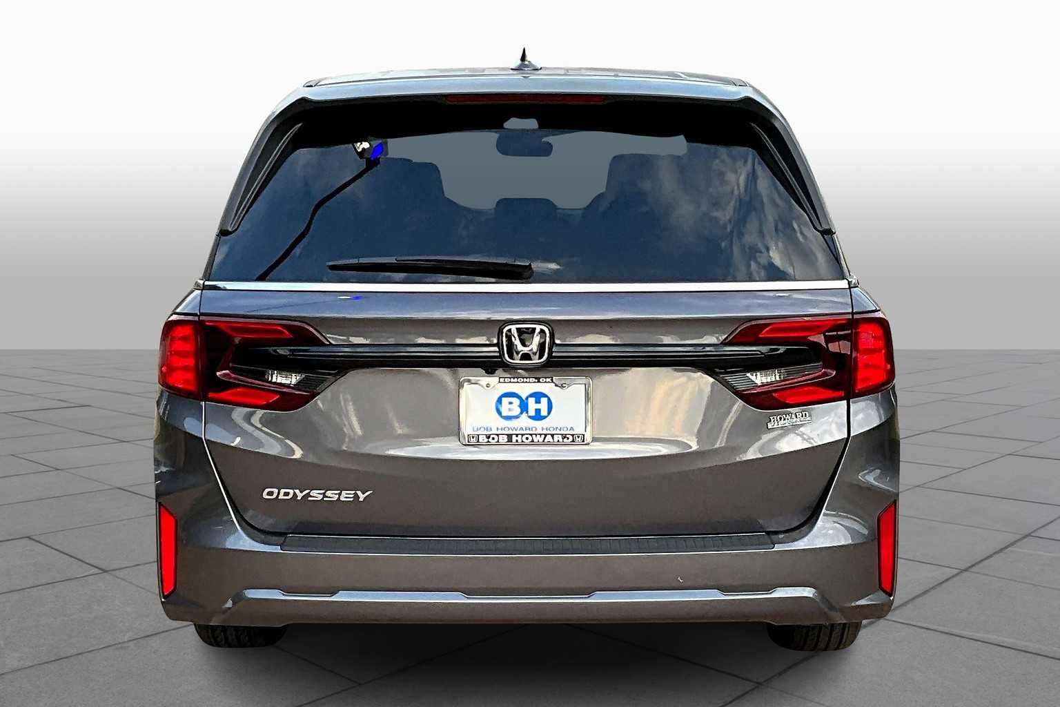 2026 Honda Odyssey EX-L photo 4