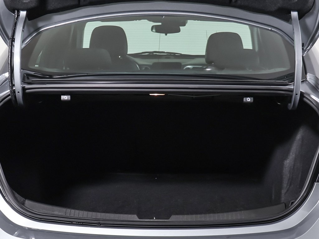 2023 Chevrolet Malibu 1LT photo 12