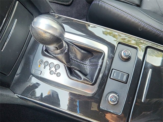 2015 Infiniti QX70 photo 16