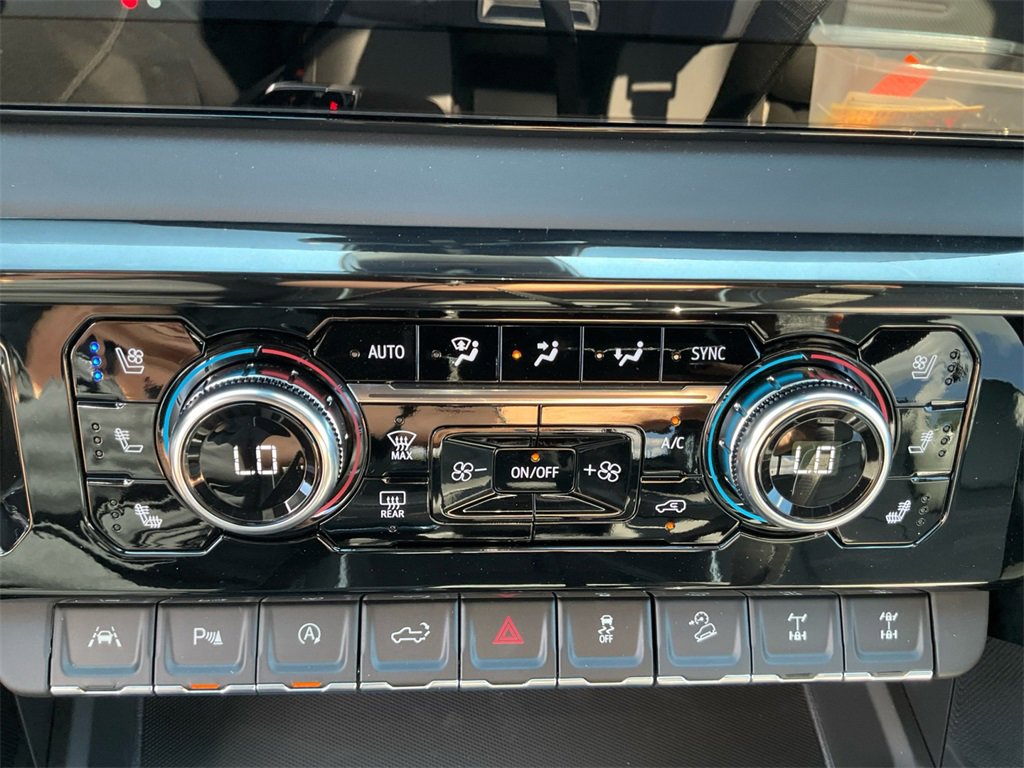 2025 Gmc Sierra 1500 AT4X photo 19