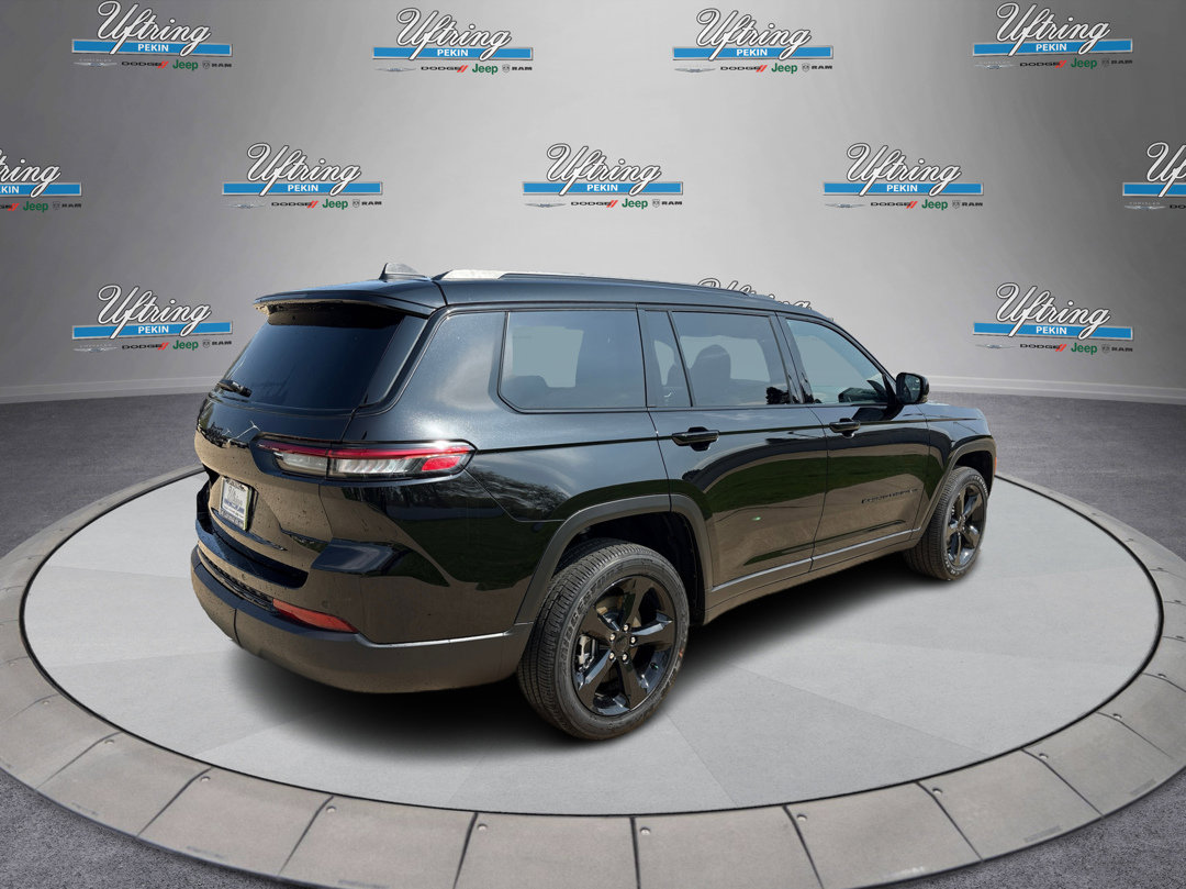 2025 Jeep Grand Cherokee Altitude X photo 3