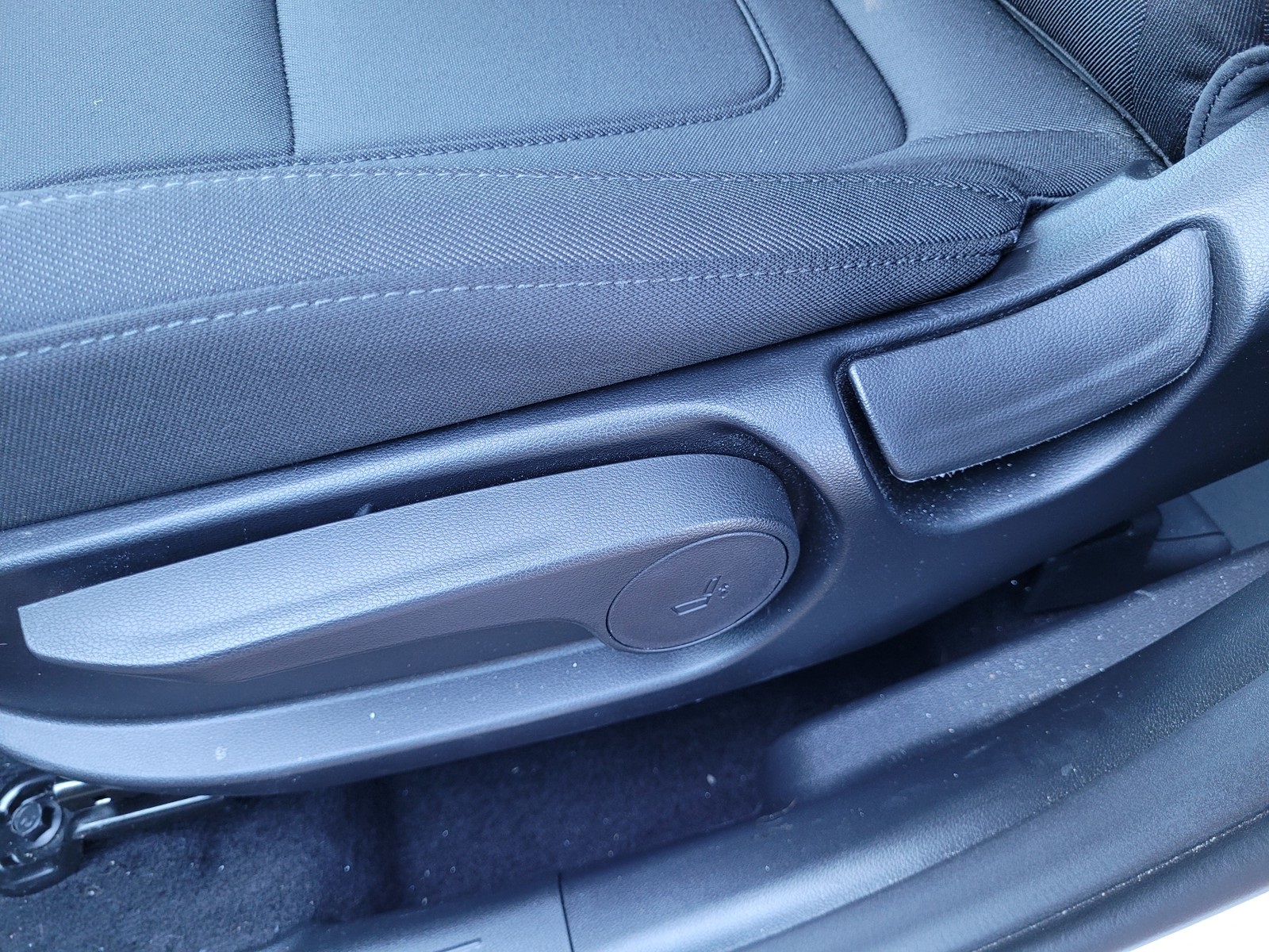 2025 Hyundai Tucson SE photo 13