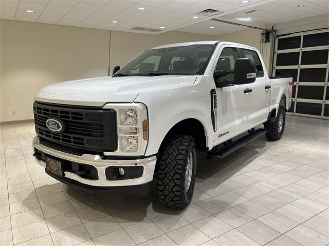 2025 Ford F-250 Super Duty XL's photo