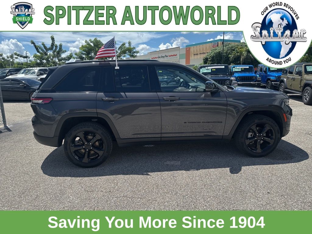 2023 Jeep Grand Cherokee Limited photo 8