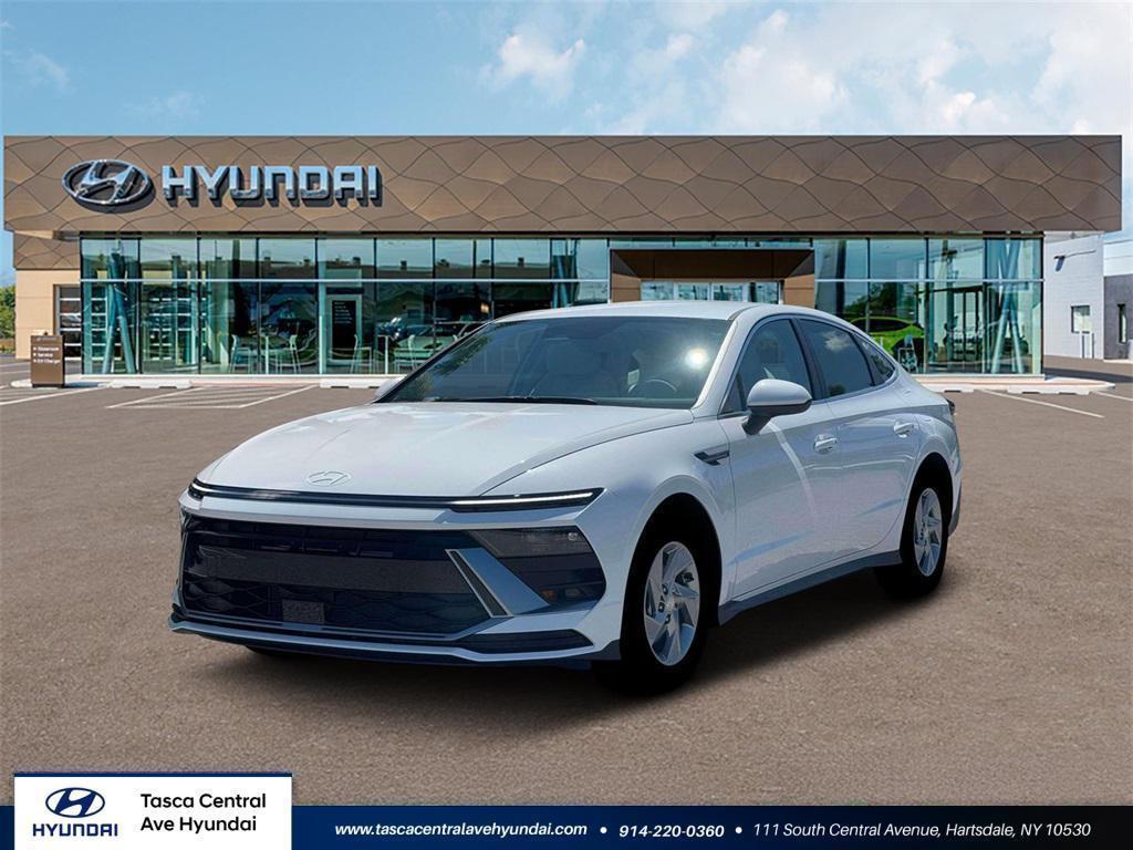 2026 Hyundai Sonata SE's photo