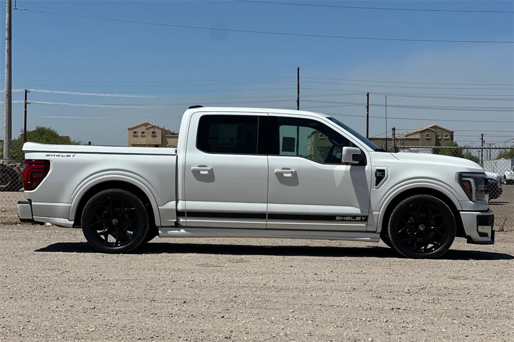 2025 Ford F-150 Lariat photo 3