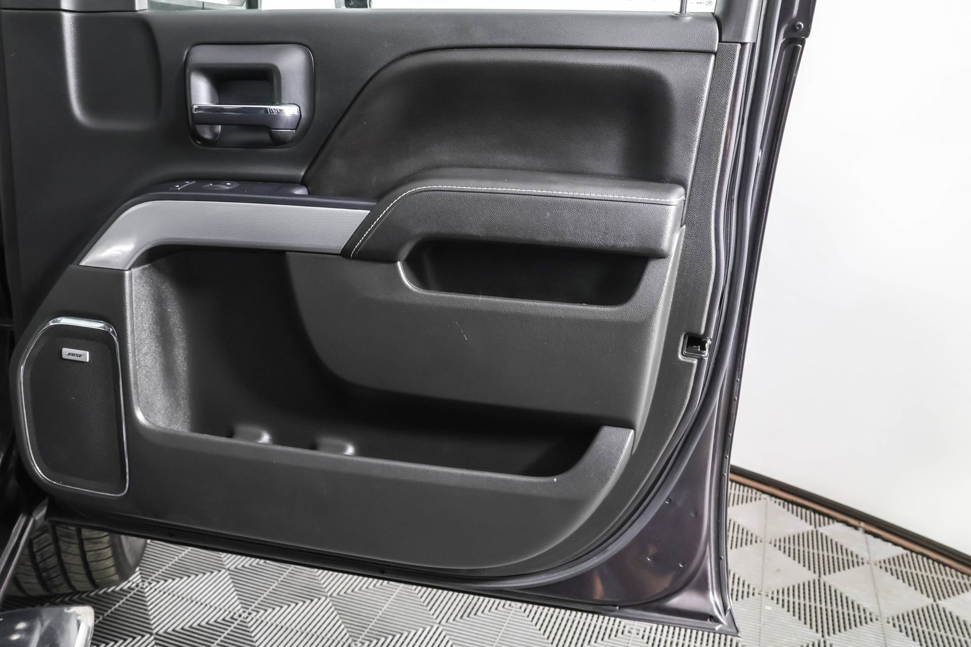 2016 Chevrolet Silverado 1500 LTZ photo 38