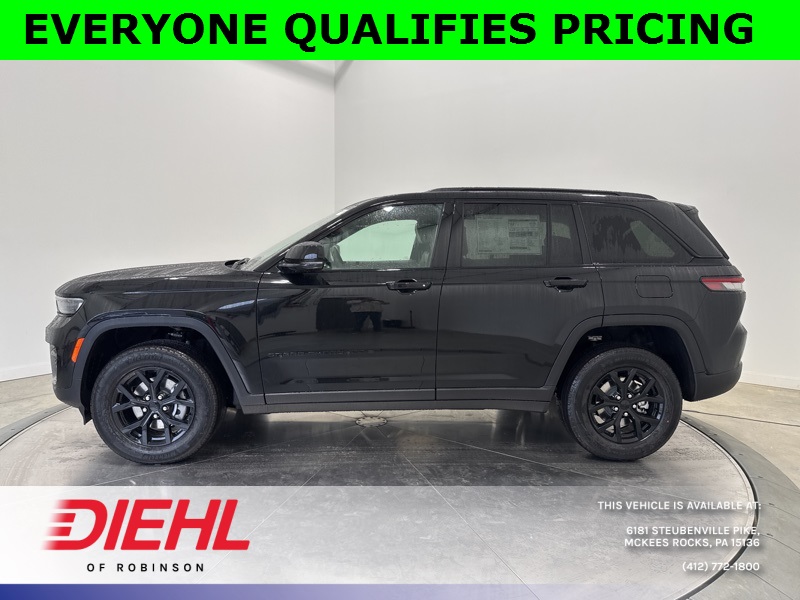 2025 Jeep Grand Cherokee Altitude photo 2