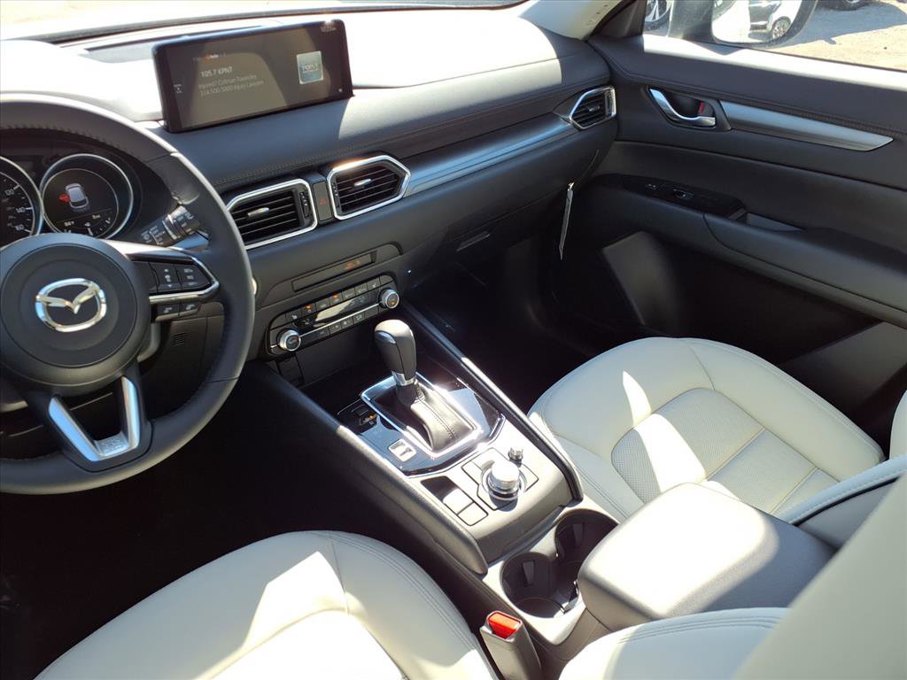 2025 Mazda CX-5 2.5 S Preferred photo 3