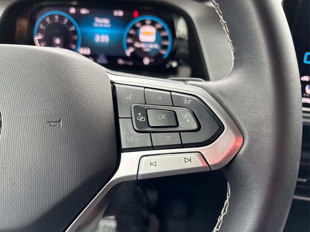 2024 Volkswagen Atlas Cross Sport SE Technology photo 25