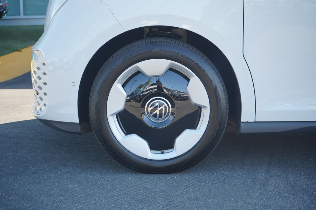 2025 Volkswagen ID. Buzz Pro S photo 2