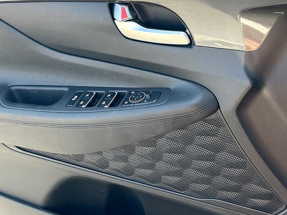 2023 Hyundai Santa Fe SEL photo 18