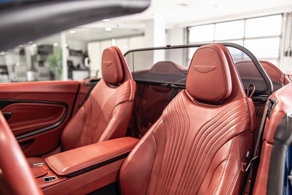 2022 ASTON MARTIN DB11 - Image 16