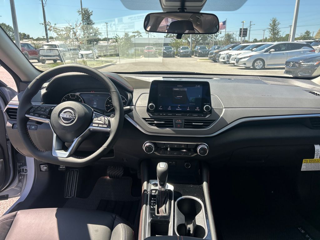2025 Nissan Altima 2.5 SR photo 22