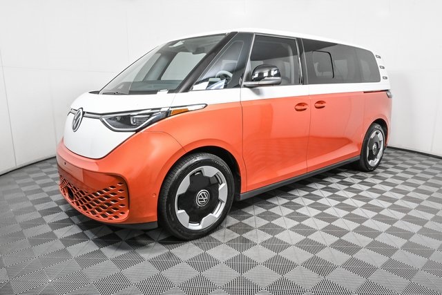 2025 Volkswagen ID. Buzz Pro Plus photo 2