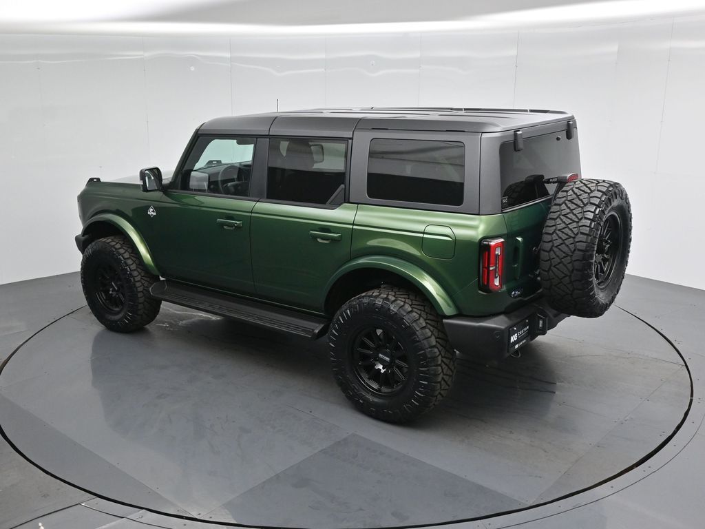 2025 Ford Bronco Outer Banks photo 40