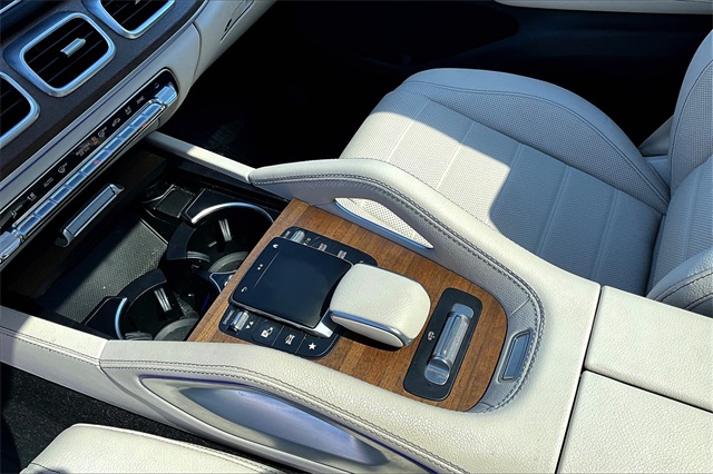2022 Mercedes Benz GLS 450 4MATIC photo 18