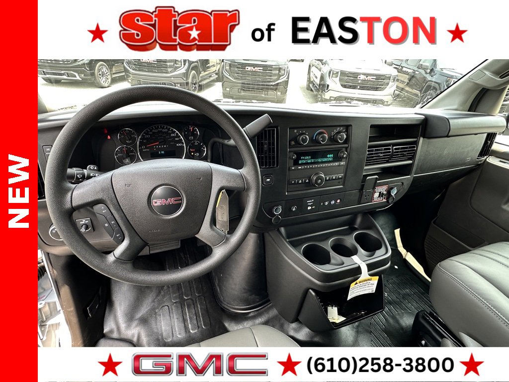 2025 Gmc Savana Cargo 2500 photo 10