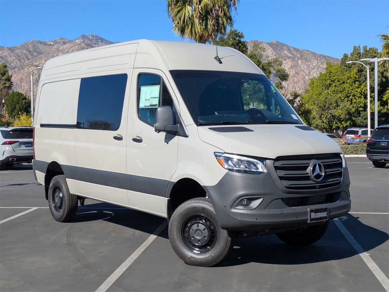 2025 Mercedes-Benz Sprinter Cargo Van Base's photo