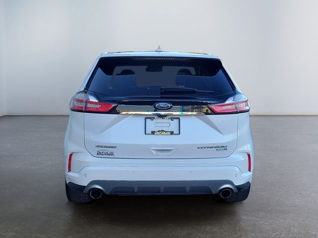 2019 Ford Edge Titanium photo 3