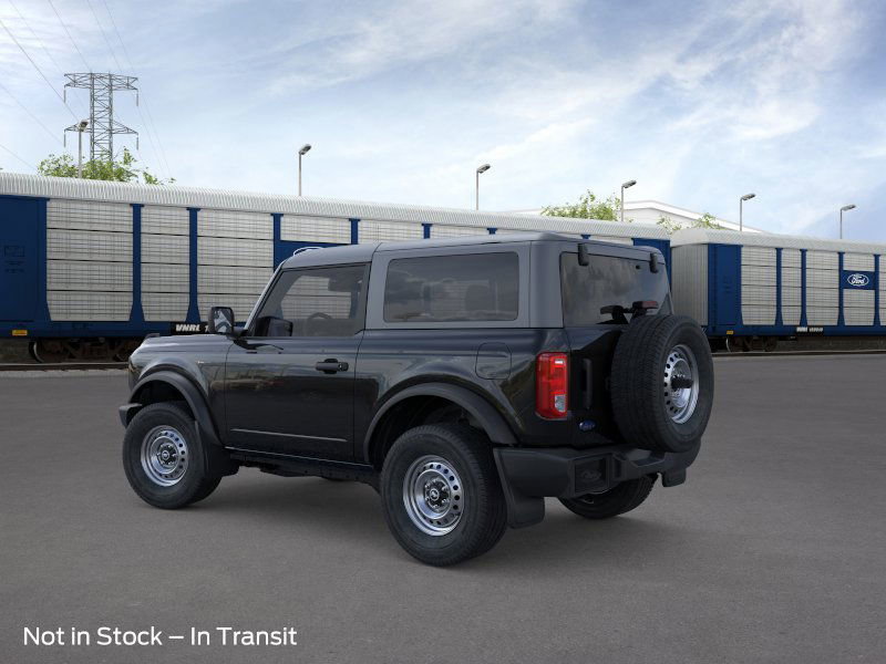 2025 Ford Bronco Base photo 3