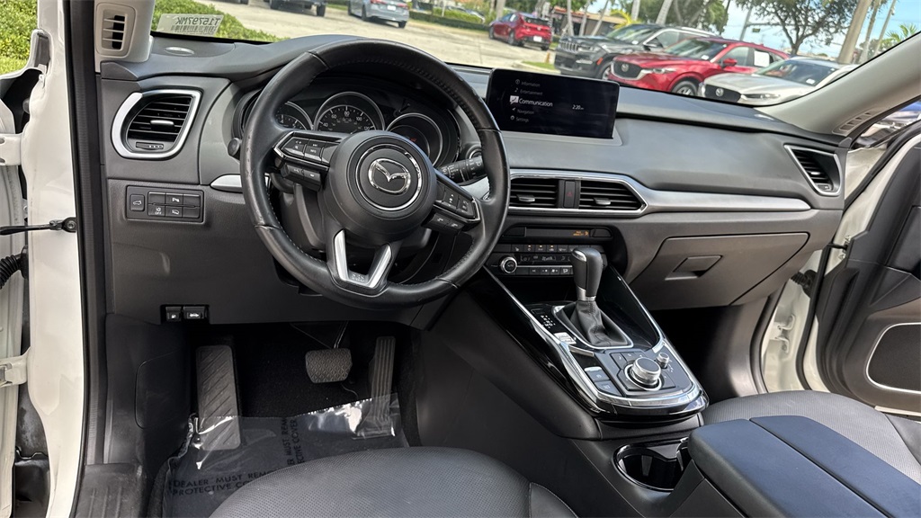 2022 Mazda CX-9 Touring photo 35