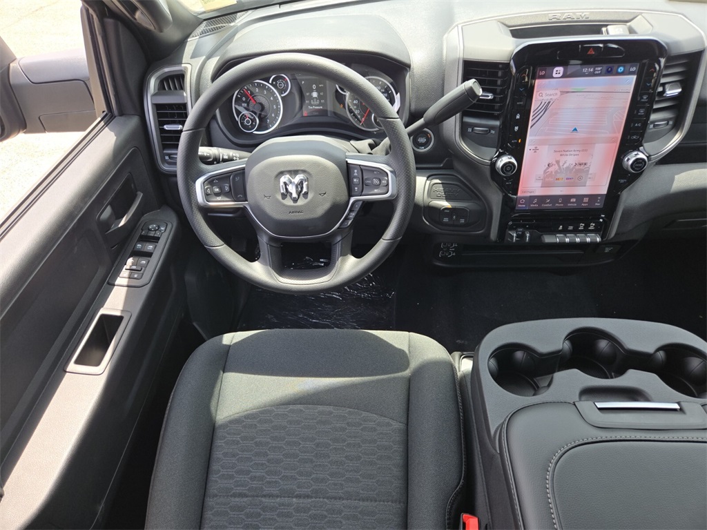 2025 Ram 2500 Tradesman photo 8