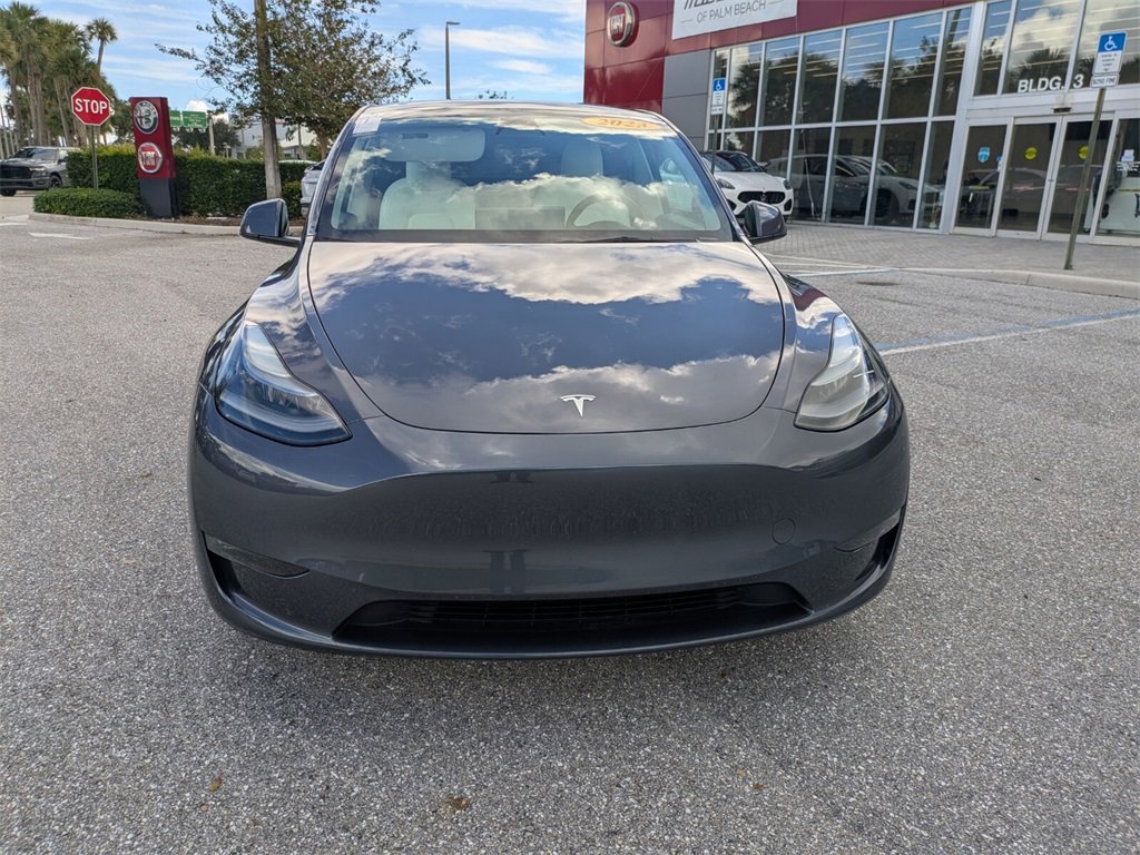 2023 Tesla Model Y Performance photo 2