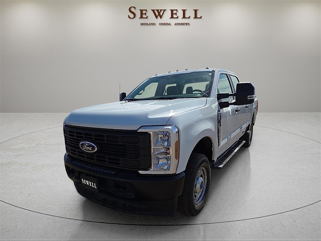 2025 Ford F-250 Super Duty XL's photo