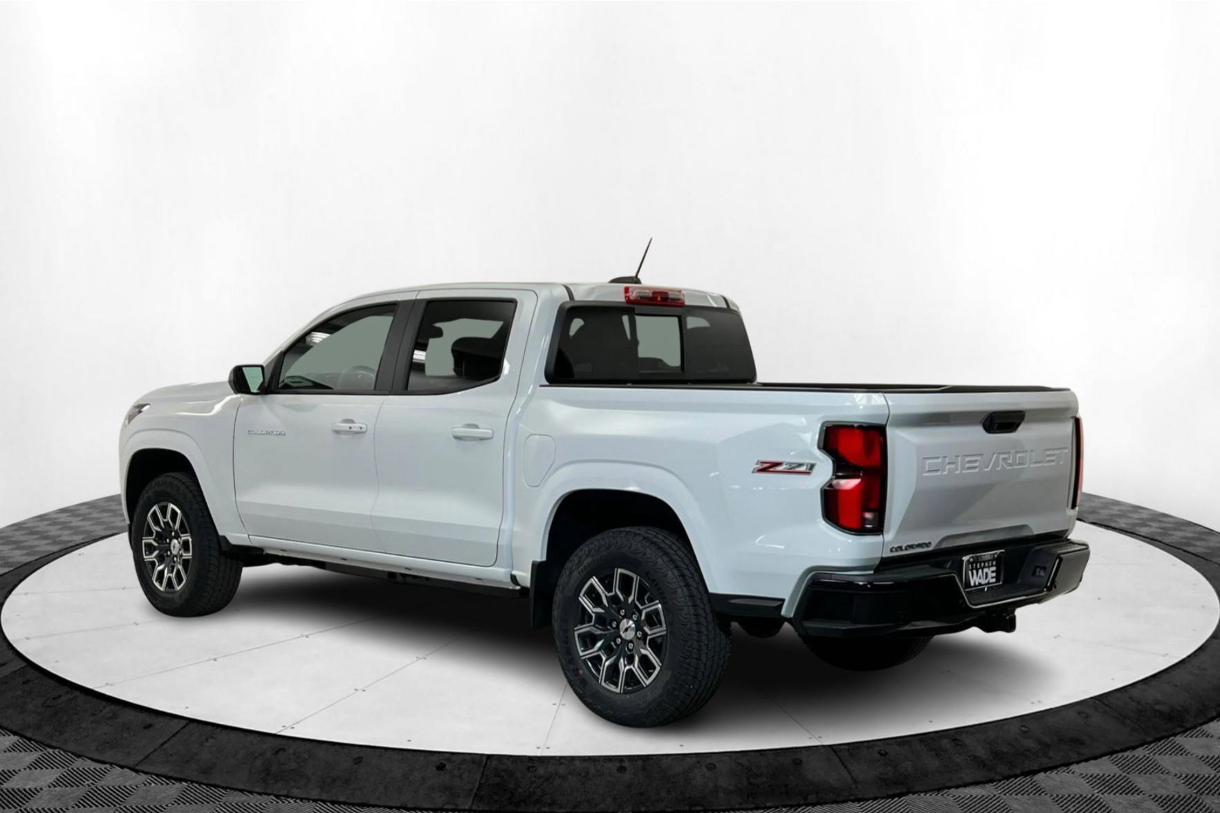 2026 Chevrolet Colorado Z71 photo 3