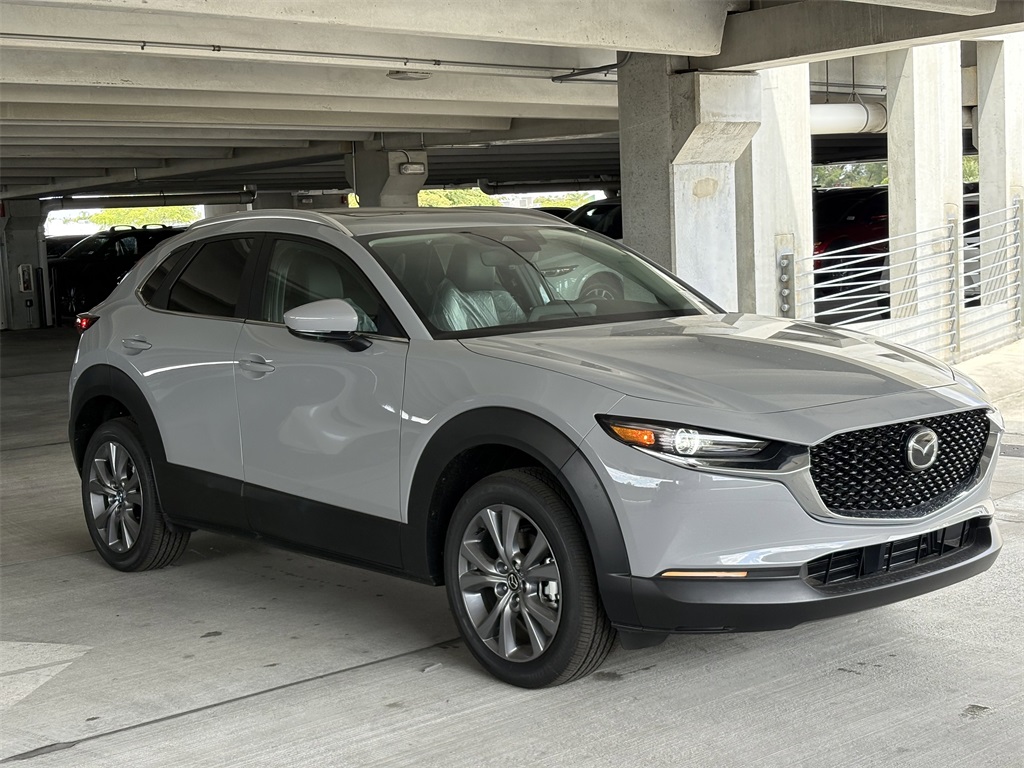 2025 Mazda CX-30 2.5 S Preferred photo 2