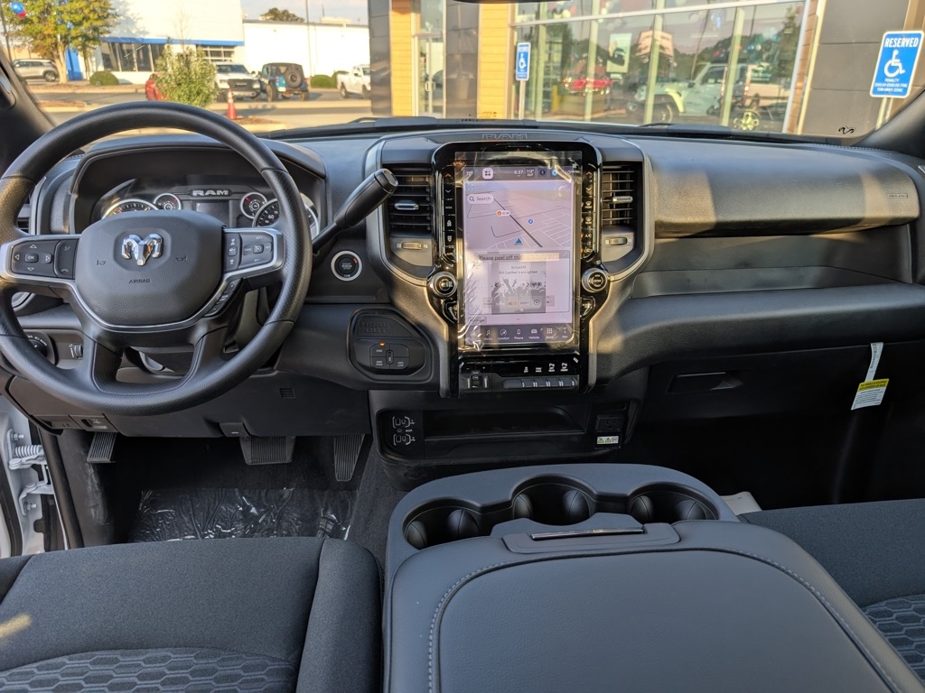 2025 Ram 2500 Tradesman photo 28