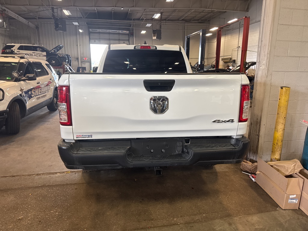 2022 Ram 1500 Tradesman photo 2