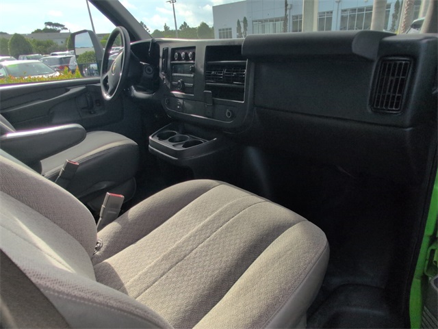 2015 Chevrolet Express 3500 Work Van photo 7