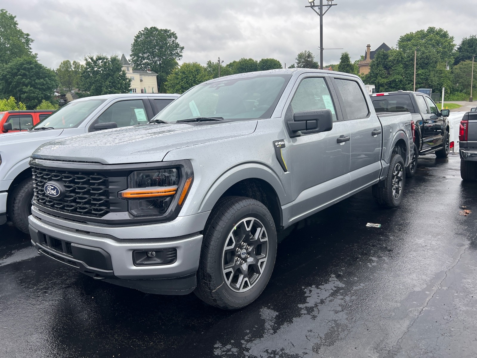 2025 Ford F-150 STX photo 4