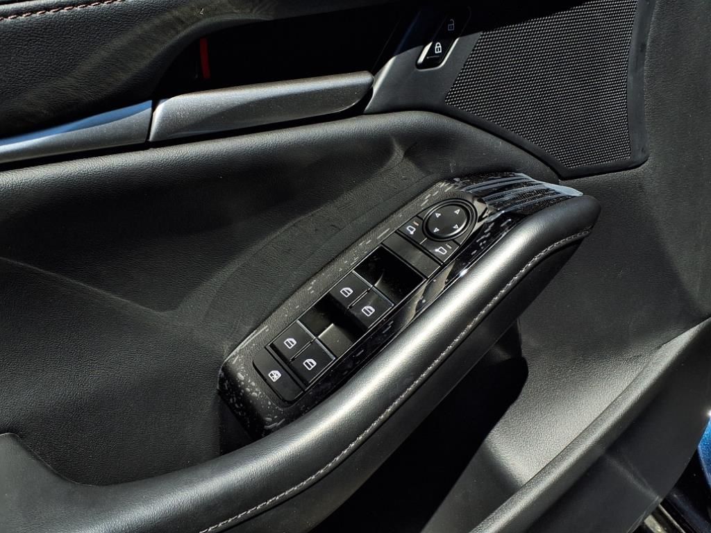 2025 Mazda Mazda3 Sedan 2.5 Select Sport photo 15