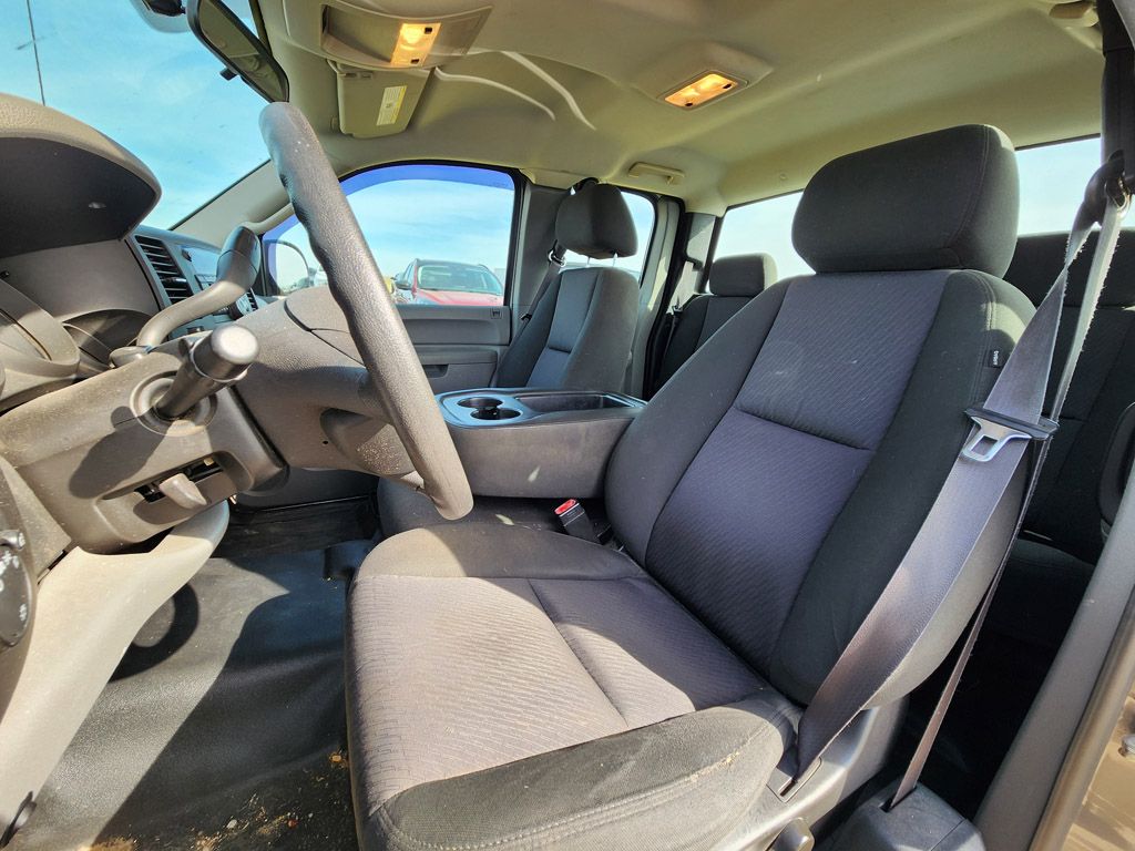 2012 Chevrolet Silverado 1500 Work Truck photo 3