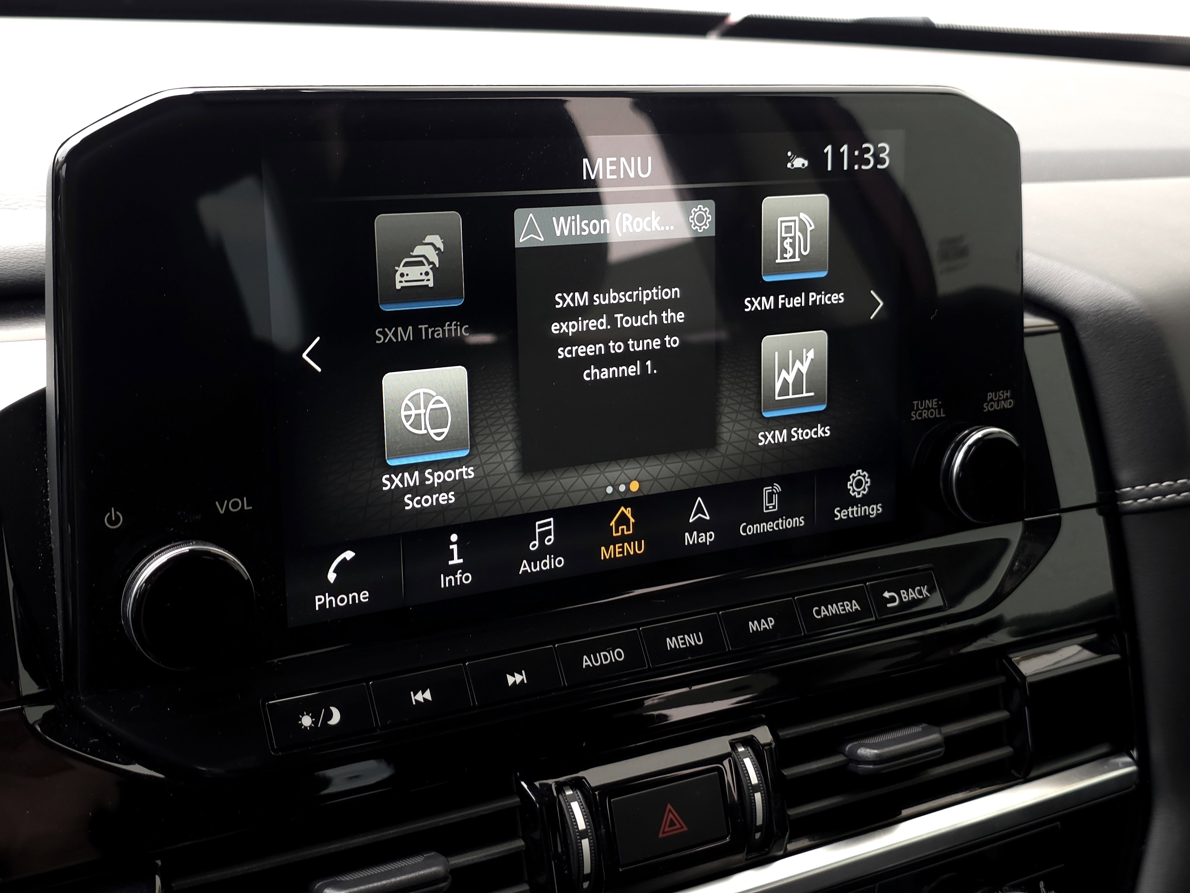 2023 Nissan Pathfinder Platinum photo 11