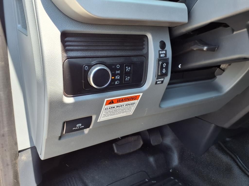 2024 Ford F-450 photo 8