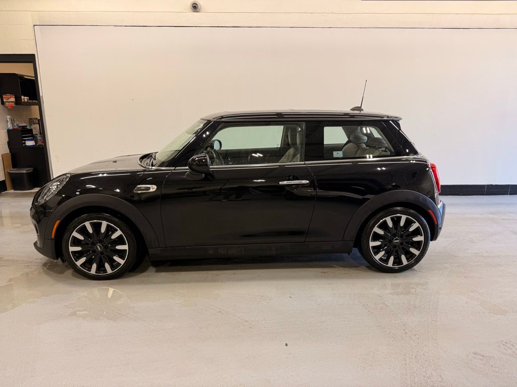 Used 2019 MINI Hardtop 2 Door Base with VIN WMWXP5C57K2H95473 for sale in Golden Valley, Minnesota