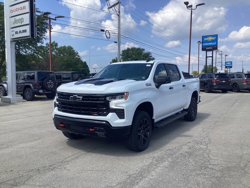2026 Chevrolet Silverado 1500 LT Trail Boss photo 2