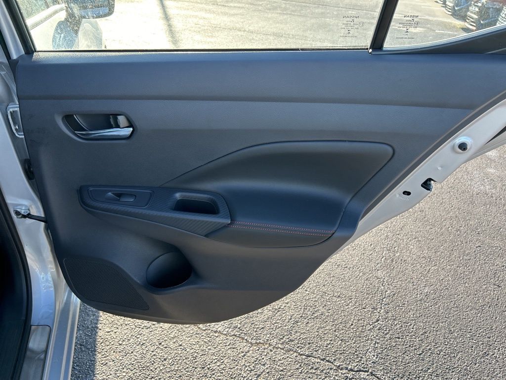 2025 Nissan Versa SR photo 35