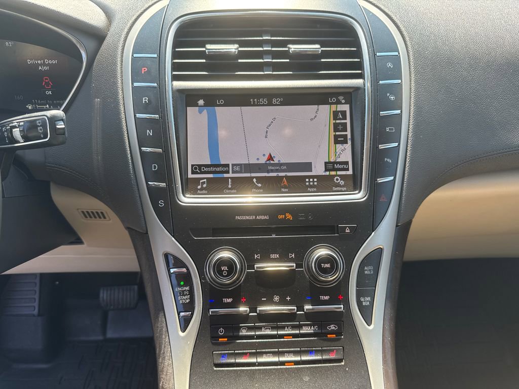 2019 Lincoln Nautilus Reserve photo 27