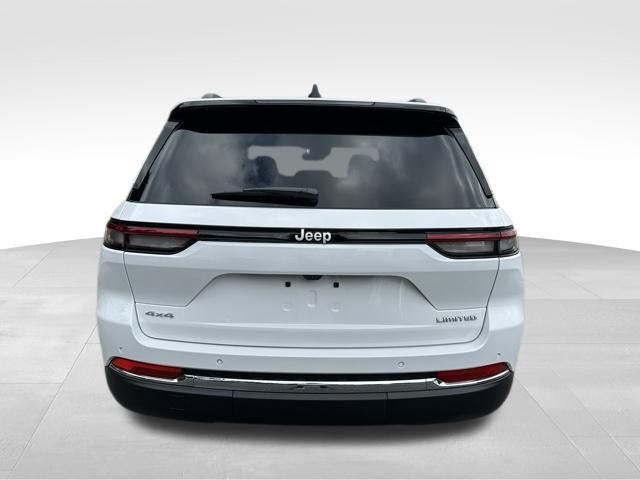 2025 Jeep Grand Cherokee Limited photo 4