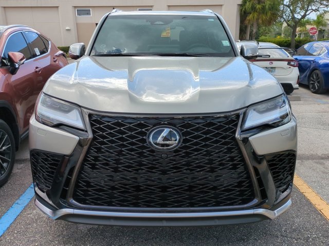 2025 Lexus LX 600 F SPORT Handling photo 6