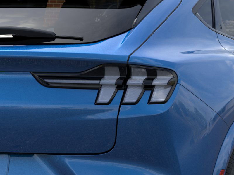 2025 Ford Mustang Mach-E GT photo 17