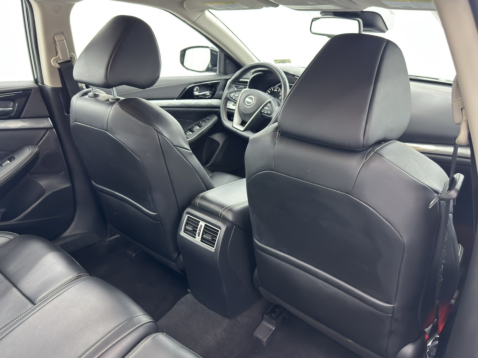 2023 Nissan Maxima SV photo 43