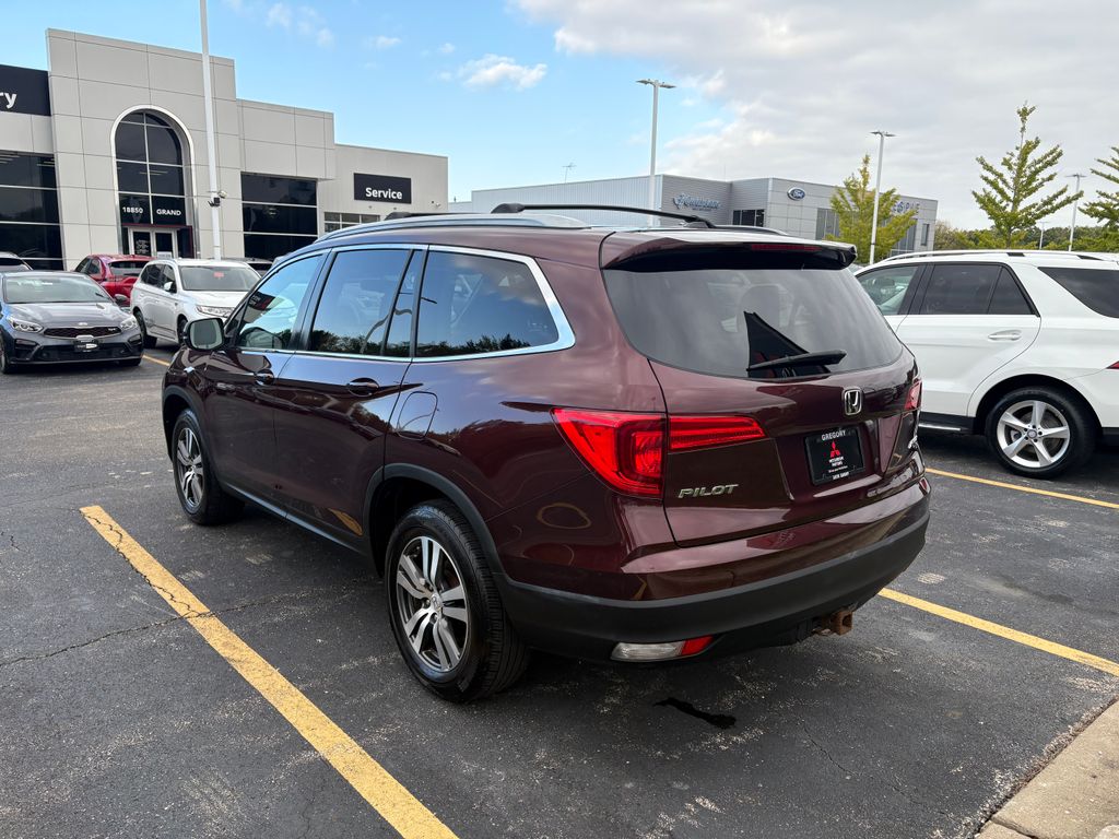 2016 Honda Pilot EX-L photo 2